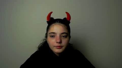 azumi_chan_ online show from 10-16-25, 10:11