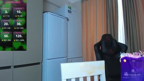 azure_moon online show from 01-22-25, 05:37