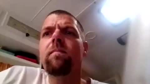 azza42086 online show from 05-08-26, 08:52