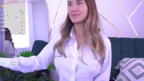 Snapshot of b3llaspring chatting on 09-25-25, 08:23 Isabella online show from 09-25-25, 08:23