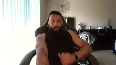 Miguel online show from 09-28-25, 04:01