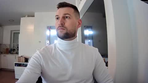 Snapshot of b_marco_ chatting on 02-21-25, 11:55 b_marco_ online show from 02-21-25, 11:55