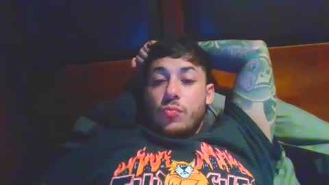 Snapshot of baadddboooy69 chatting on 09-17-25, 12:01 baadddboooy69 online show from 09-17-25, 12:01