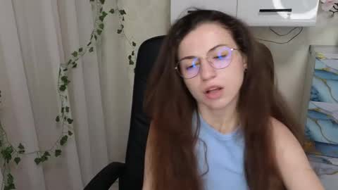 Snapshot of babby_anyaa chatting on 05-20-26, 07:42 Anya online show from 05-20-26, 07:42