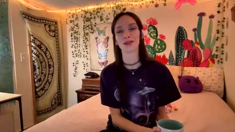 Snapshot of babiifern chatting on 01-09-25, 03:55 Fern Browning online show from 01-09-25, 03:55