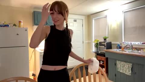 Snapshot of babiifern chatting on 03-31-26, 02:39 Fern Browning online show from 03-31-26, 02:39