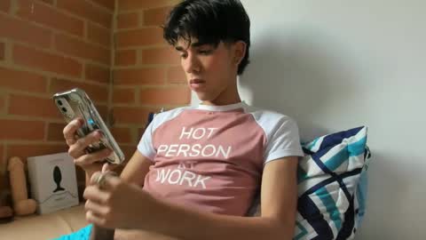 Snapshot of babitas44 chatting on 10-26-25, 02:01 babitas44 online show from 10-26-25, 02:01