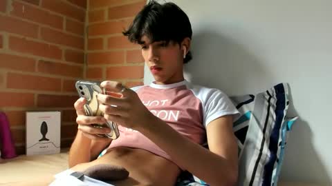 Snapshot of babitas44 chatting on 11-28-25, 05:15 babitas44 online show from 11-28-25, 05:15