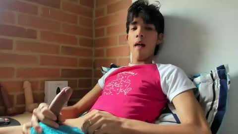 Snapshot of babitas44 chatting on 12-02-25, 03:40 babitas44 online show from 12-02-25, 03:40