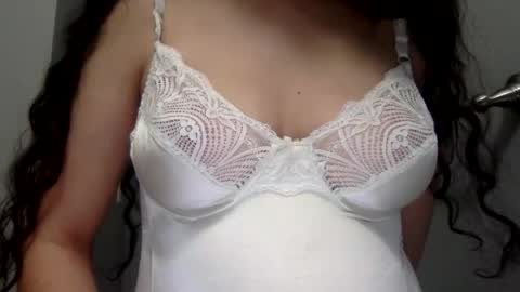 Snapshot of baby5300 chatting on 03-21-26, 03:22 baby5300 online show from 03-21-26, 03:22