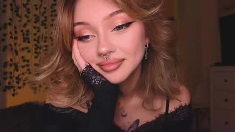 Snapshot of baby_adele chatting on 01-30-25, 06:00 bb adele online show from 01-30-25, 06:00