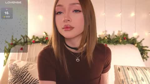 Snapshot of baby_adele chatting on 12-19-25, 03:30 bb adele online show from 12-19-25, 03:30