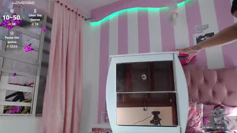 Snapshot of baby_candy22 chatting on 11-14-25, 10:58 zaleya online show from 11-14-25, 10:58