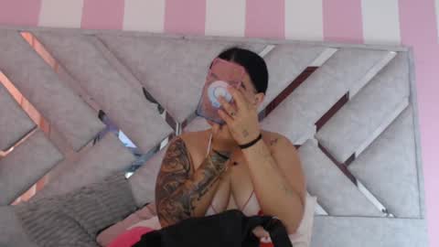 Snapshot of baby_candy22 chatting on 03-26-26, 05:51 zaleya online show from 03-26-26, 05:51