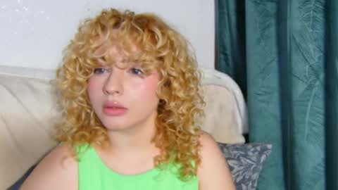 Snapshot of baby_doll91 chatting on 02-19-25, 10:09 Babby Doll online show from 02-19-25, 10:09