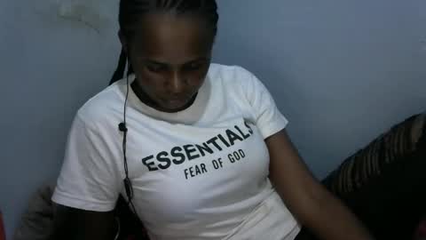 Snapshot of baby_fayyan chatting on 01-12-26, 06:35 baby_fayyan online show from 01-12-26, 06:35