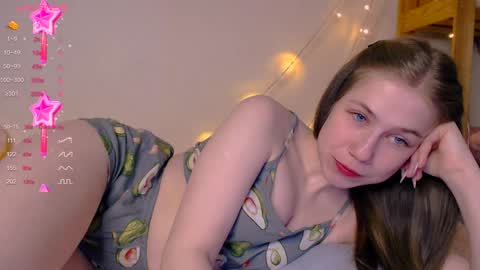 Snapshot of baby_girl_0001 chatting on 01-29-25, 10:22 Kira online show from 01-29-25, 10:22