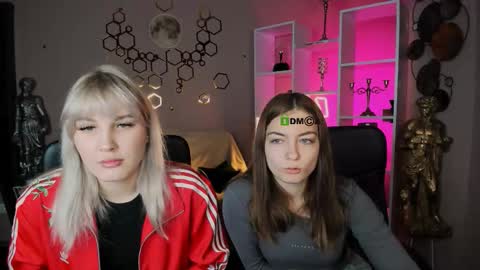 Snapshot of baby_hotte chatting on 12-17-25, 06:41 baby online show from 12-17-25, 06:41