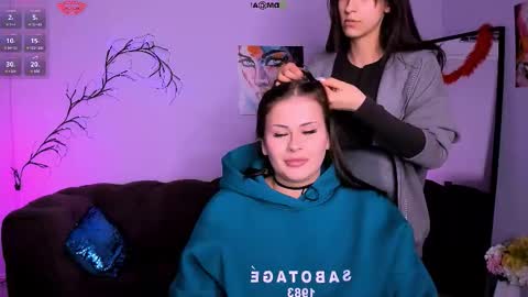 Snapshot of baby_hotte chatting on 12-22-25, 11:13 baby online show from 12-22-25, 11:13