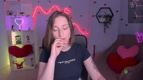 Snapshot of baby_hotte chatting on 06-12-26, 05:50 baby online show from 06-12-26, 05:50