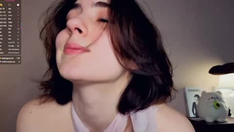 Emily online show from 04-11-26, 07:45