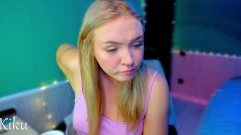Snapshot of baby_kiku chatting on 11-17-25, 10:04 Heyy Im Kikuuu Im so energetic Catch my vibe online show from 11-17-25, 10:04