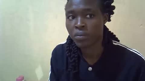 Snapshot of baby_may5 chatting on 02-25-26, 11:42 baby_may5 online show from 02-25-26, 11:42