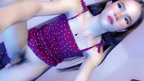 Snapshot of baby_monica18 chatting on 01-16-25, 05:32 Goddess Monica online show from 01-16-25, 05:32