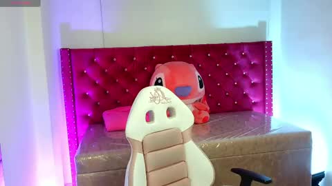 Nico online show from 05-01-26, 10:42