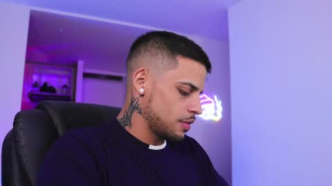 Snapshot of baby_rausch chatting on 12-04-24, 06:33 baby_rausch online show from 12-04-24, 06:33