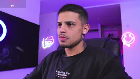 Snapshot of baby_rausch chatting on 01-01-25, 12:55 baby_rausch online show from 01-01-25, 12:55