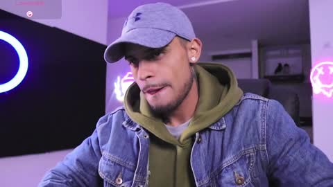 Snapshot of baby_rausch chatting on 01-16-25, 08:00 baby_rausch online show from 01-16-25, 08:00