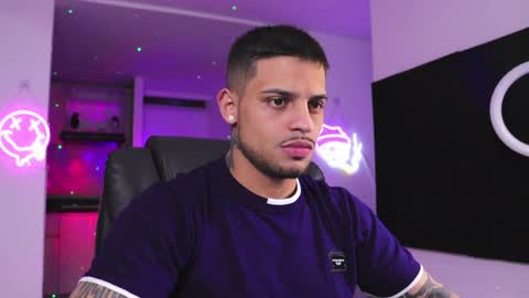 Snapshot of baby_rausch chatting on 01-28-25, 06:38 baby_rausch online show from 01-28-25, 06:38