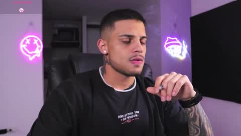 Snapshot of baby_rausch chatting on 02-26-25, 08:37 baby_rausch online show from 02-26-25, 08:37