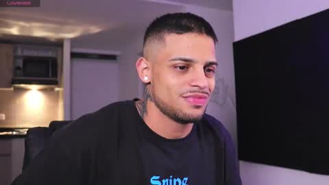 Snapshot of baby_rausch chatting on 03-01-25, 11:28 baby_rausch online show from 03-01-25, 11:28