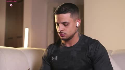 Snapshot of baby_rausch chatting on 12-16-25, 04:50 baby_rausch online show from 12-16-25, 04:50