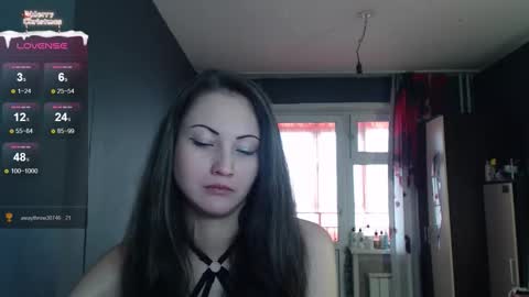 Snapshot of baby_sexy__ chatting on 10-27-25, 03:43 Ida and Kira online show from 10-27-25, 03:43