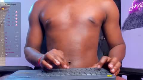 Snapshot of baby_smith chatting on 12-21-24, 12:09 FOLLOW ME online show from 12-21-24, 12:09