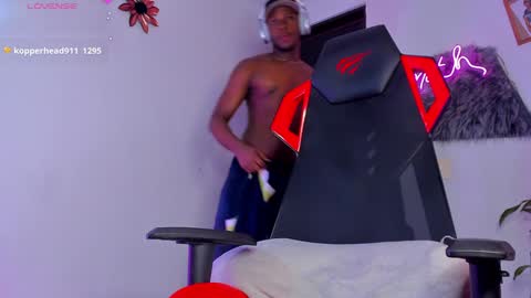 Snapshot of baby_smith chatting on 01-13-25, 12:51 FOLLOW ME online show from 01-13-25, 12:51