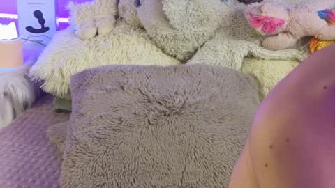  Dani  online show from 12-31-24, 01:15