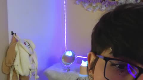  Dani  online show from 02-13-25, 01:40