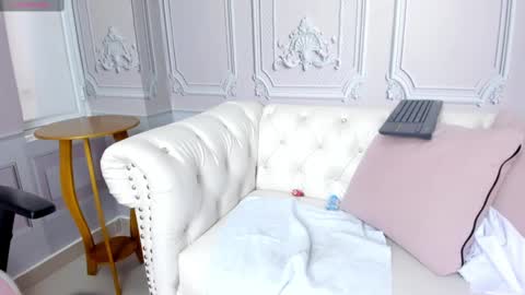 Karla  online show from 03-07-25, 04:33