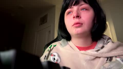 Snapshot of babyblue0194 chatting on 10-04-25, 10:35 babybray online show from 10-04-25, 10:35