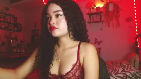 Snapshot of babybombom08 chatting on 03-26-26, 08:58 babybombom08 online show from 03-26-26, 08:58