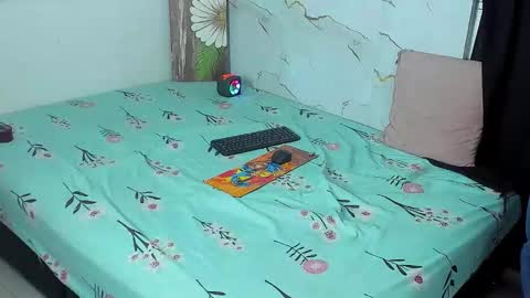 Snapshot of babycam23_ chatting on 03-13-26, 04:19 babycam23_ online show from 03-13-26, 04:19