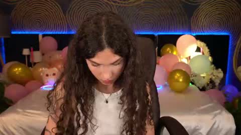 Snapshot of babyflowerr chatting on 06-29-26, 07:14 Sasha online show from 06-29-26, 07:14
