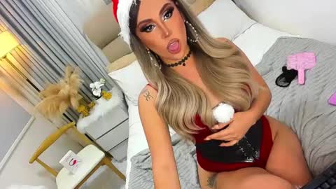 Snapshot of babygoddess4u chatting on 12-26-24, 07:49 ASK ME IN PM online show from 12-26-24, 07:49