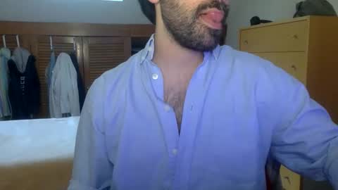 Snapshot of babyhardy chatting on 05-24-26, 03:17 Tom A. online show from 05-24-26, 03:17