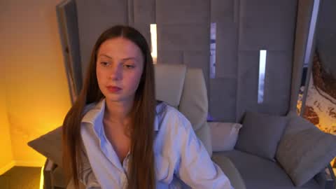 Snapshot of babylumii chatting on 07-08-26, 07:29 Lady Vi online show from 07-08-26, 07:29
