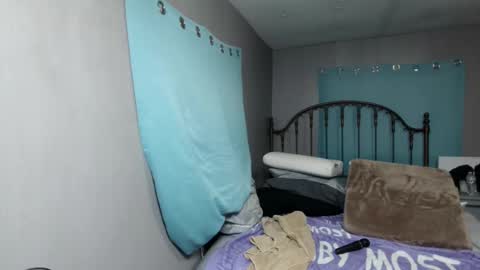 Baby Most online show from 09-22-25, 01:02